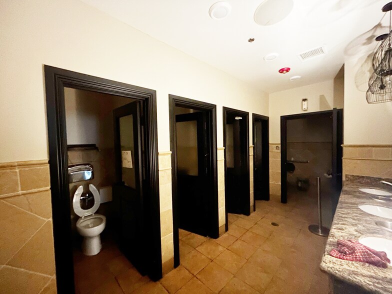 More Photos Of 602-624 Broadway, San Diego Office For Lease