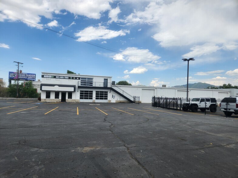 More Photos Of 4231 S State St, Salt Lake City Warehouse For Lease