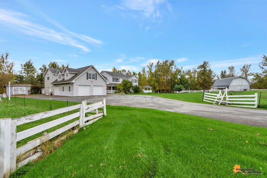 More Photos Of 1651 Terrilou Ct, Palmer Specialty For Sale