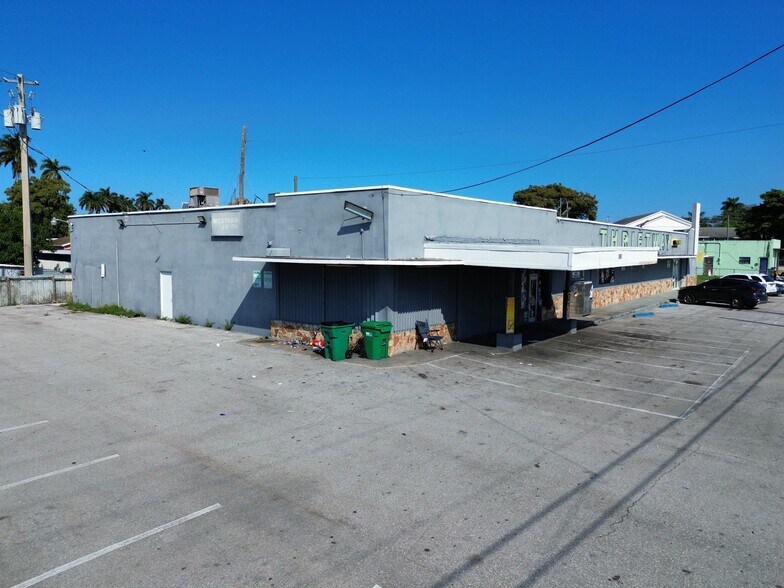 More Photos Of 181 Rardin Ave, Pahokee Storefront For Sale