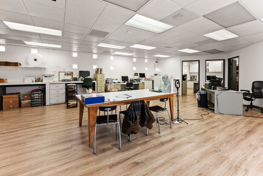 More Photos Of 3268 Motor Ave, Los Angeles Storefront Retail Office For Sale