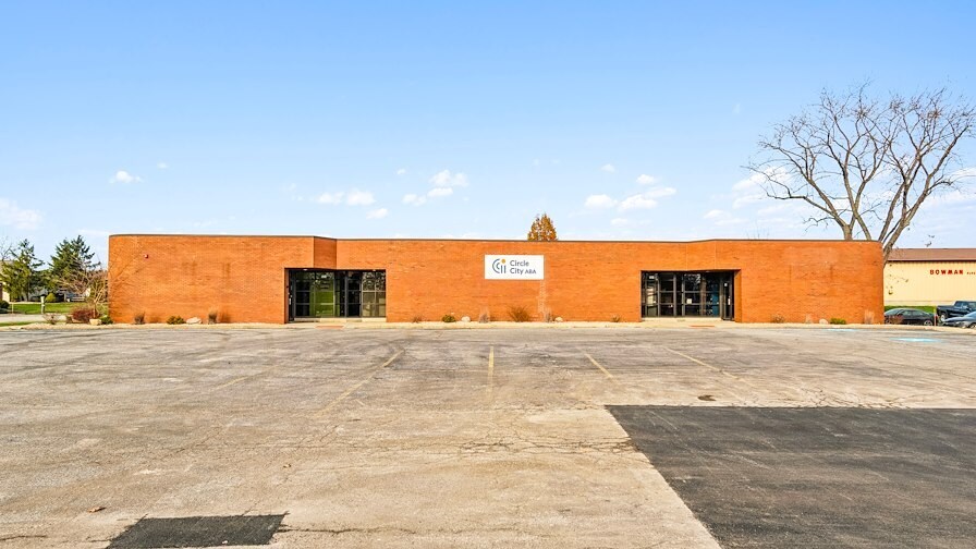 More Photos Of 501 Wall St, Valparaiso Medical For Sale