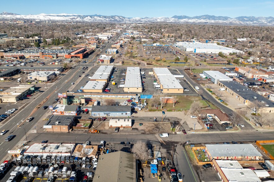 More Photos Of 7013 W Colfax Ave, Lakewood Apartments For Sale