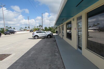More Photos Of 4547 Pine Island Rd, Matlacha Storefront For Sale
