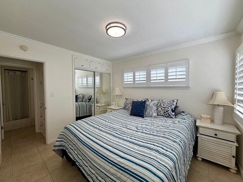 More Photos Of 71 19th St, Hermosa Beach Multifamily For Sale