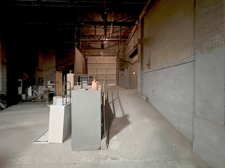 More Photos Of 1040 W 12th St, Erie Manufacturing For Sale