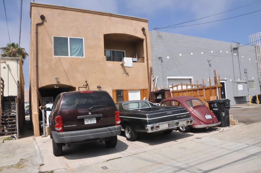More Photos Of 4741 Point Loma Ave, San Diego Storefront Retail Residential For Sale