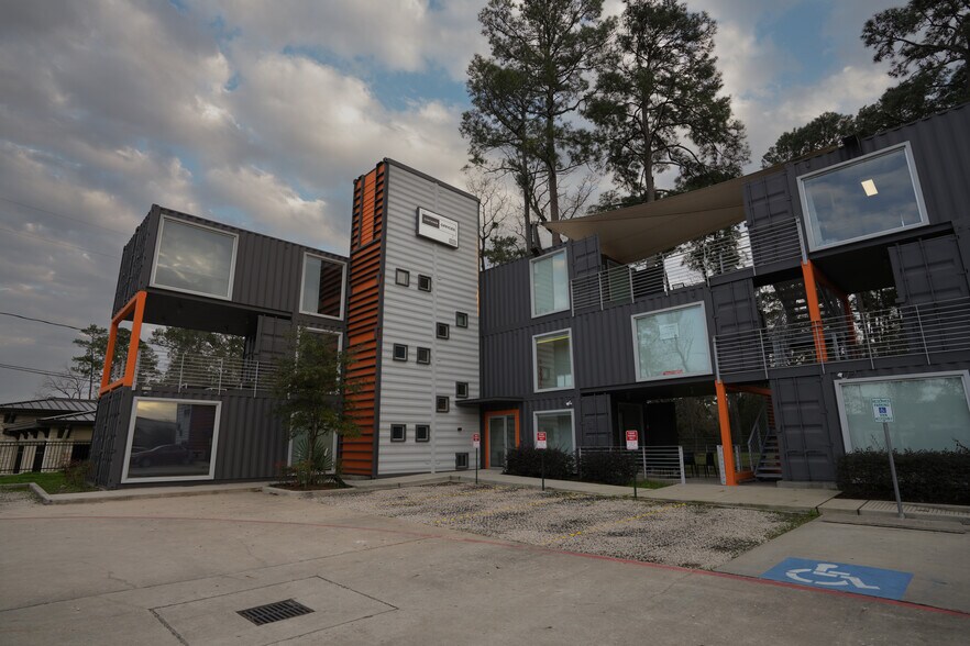 Primary Photo Of 26022 Budde Rd, The Woodlands Loft Creative Space For Lease