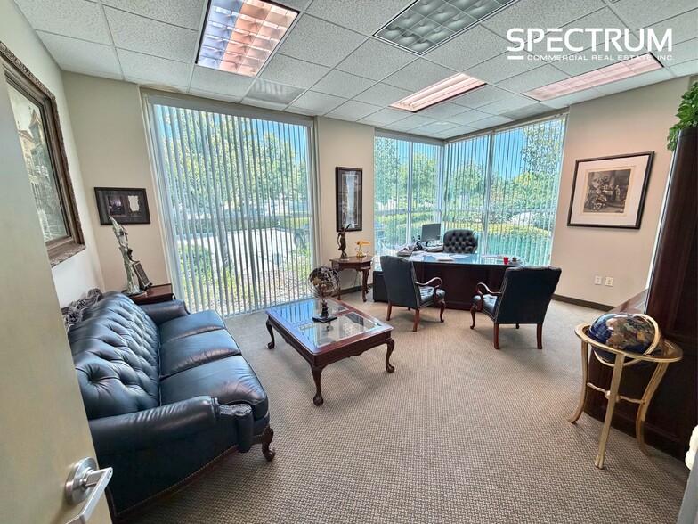 More Photos Of 27951 Smyth Dr, Valencia Office For Sale