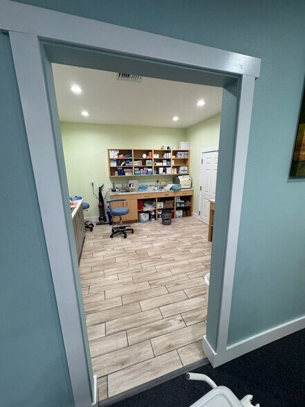 More Photos Of 1020 W Highway 50, Clermont Medical For Sale