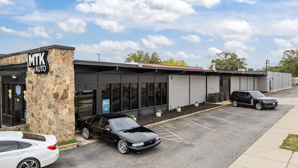 More Photos Of 1605 Brook Rd, Richmond Warehouse For Sale