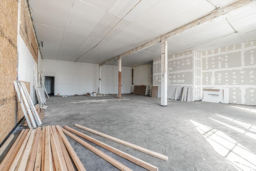 More Photos Of 1606 Harrison St, San Francisco Service For Sale