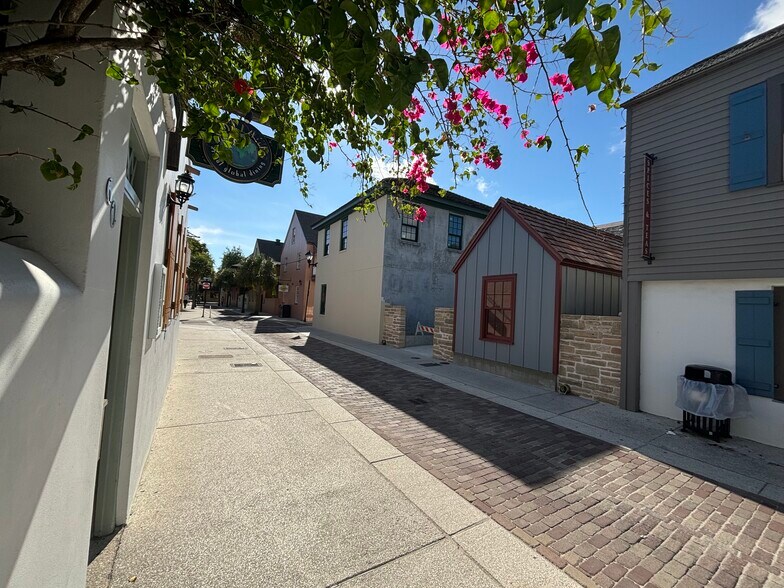 More Photos Of 62 Spanish St, Saint Augustine Restaurant For Lease