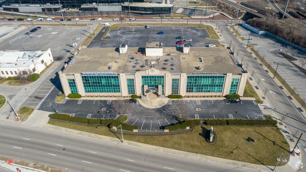More Photos Of 530 W Spring St, Columbus Office For Lease