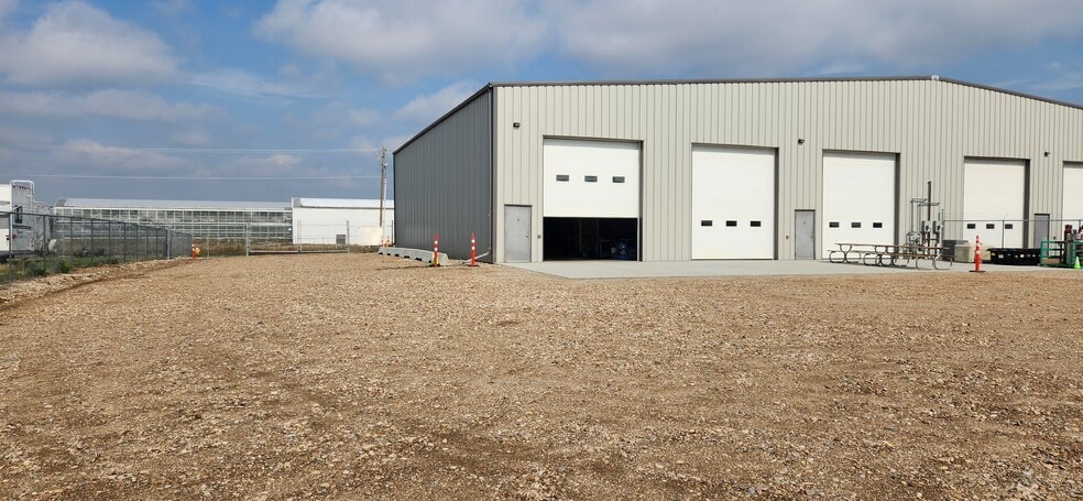 More Photos Of 5002 56 Av, Bonnyville Light Manufacturing For Lease