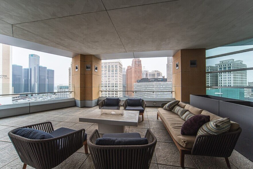 More Photos Of 1 Campus Martius, Detroit Office For Lease