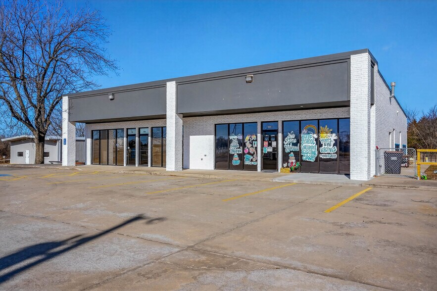 More Photos Of 17311 NE 23rd St, Choctaw Office For Lease