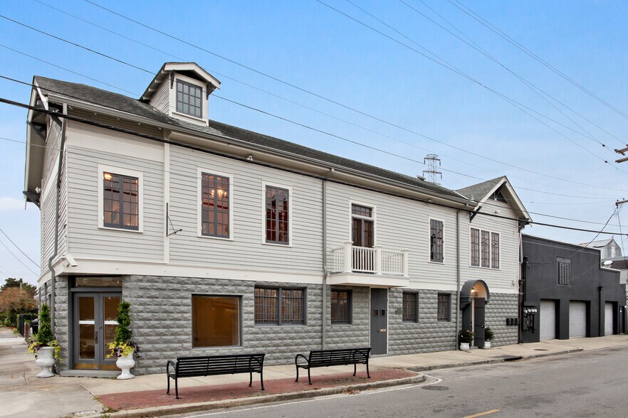 More Photos Of 8500 Oak St, New Orleans Storefront Retail Office For Lease