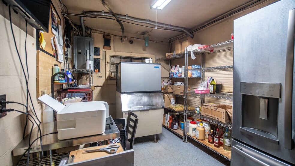 More Photos Of 2862 Route 38, Emlenton Bar For Sale