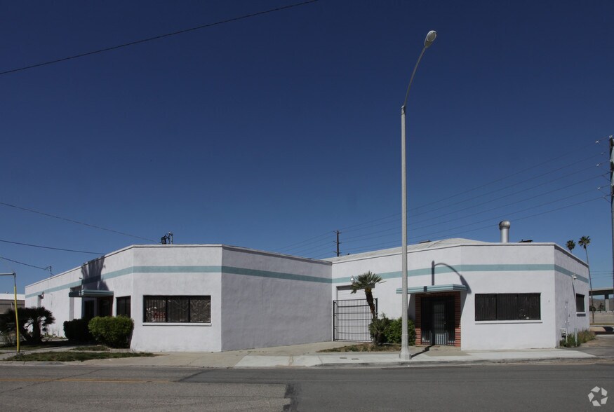 More Photos Of 2525 Kansas Ave, Riverside Manufacturing For Sale