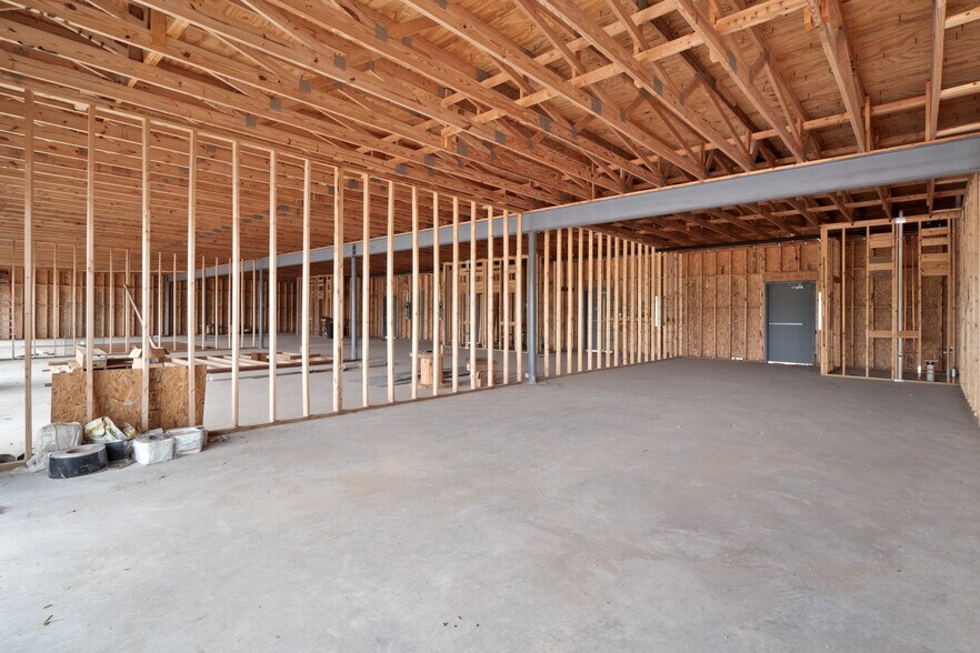 More Photos Of 1219 E Cedar St, New Baden Storefront Retail Office For Sale