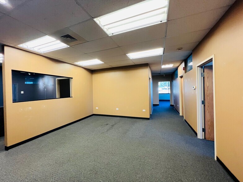 More Photos Of 6726 S Revere Pky, Centennial Medical For Sale