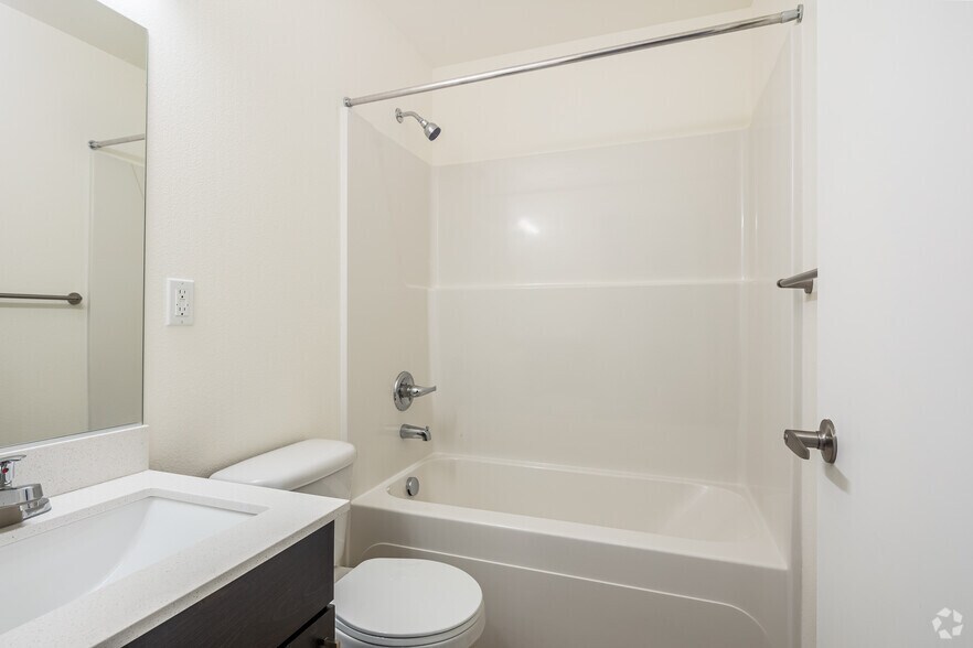 More Photos Of 330 NE Dekum St, Portland Apartments For Sale