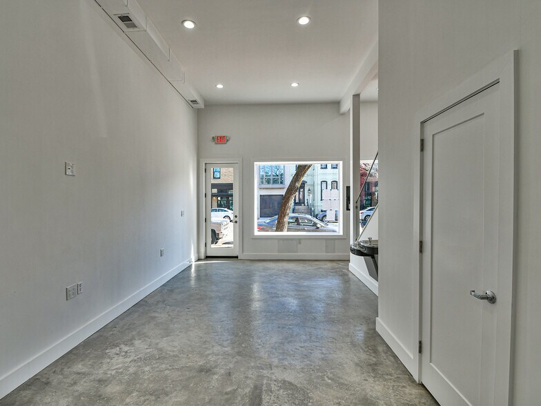 More Photos Of 515 11th St SE, Washington Storefront Retail Office For Sale