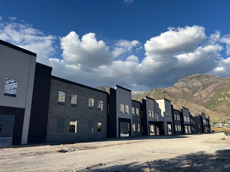 More Photos Of 601 E 1860 S, Provo Manufacturing For Lease