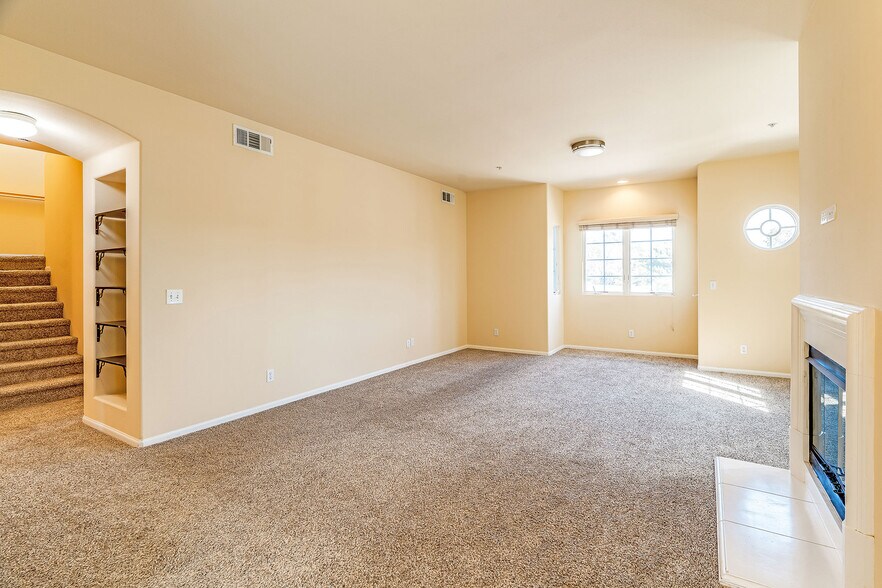More Photos Of 593 Avenue Of Flags, Buellton Apartments For Sale