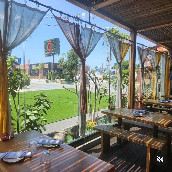 More Photos Of 450 Main St, El Segundo Restaurant For Lease