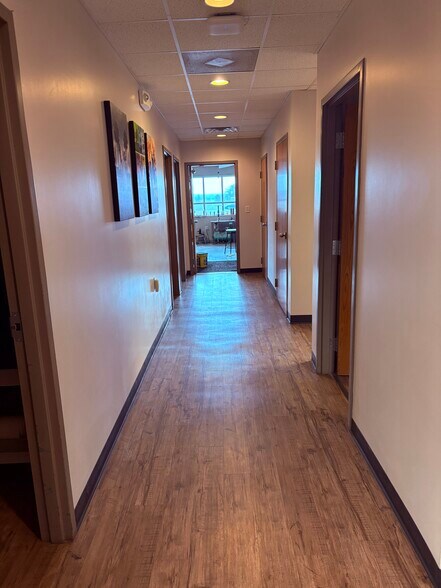 More Photos Of 404 Rushing Dr, Herrin Medical For Sale