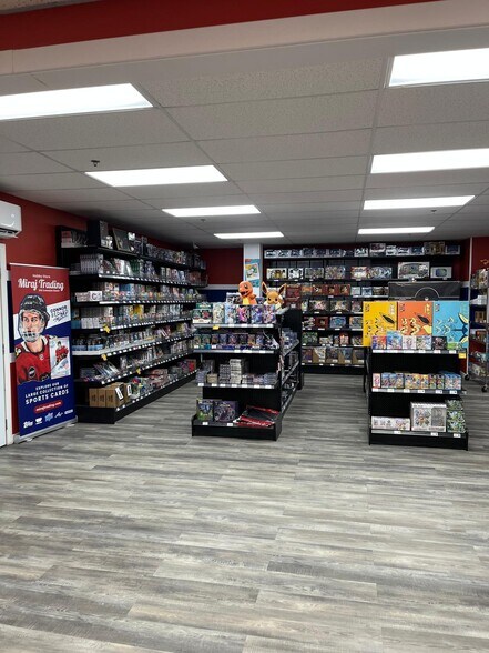 More Photos Of 310 Boul Crémazie O, Montréal Industrial For Sale