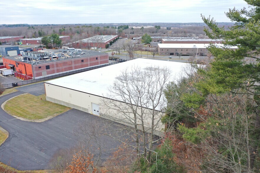 More Photos Of 80 Shawmut Rd, Canton Flex For Sale