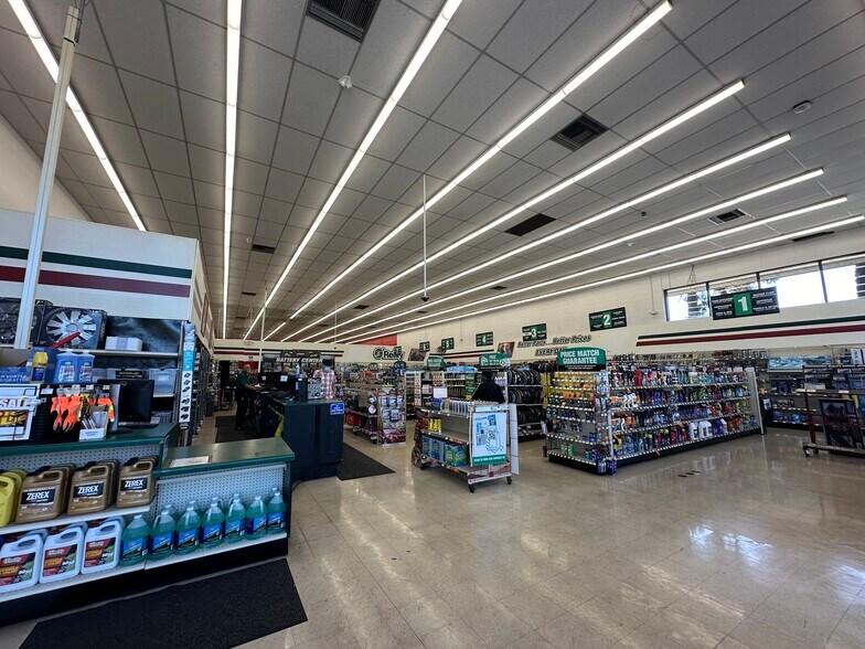 More Photos Of 35382 Newark Blvd, Newark Freestanding For Lease