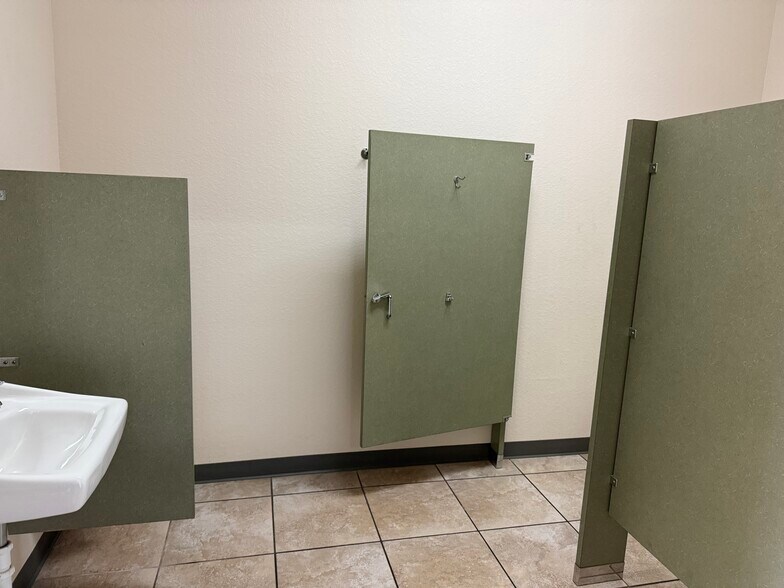 More Photos Of 946 Tamiami Trl, Port Charlotte Medical For Lease