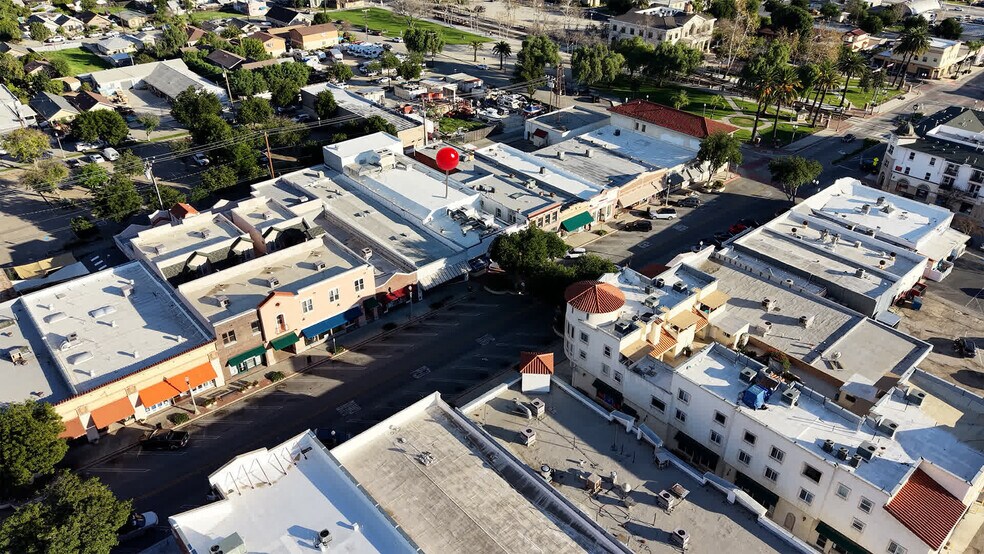 More Photos Of 336-338 Central Ave, Fillmore Storefront For Sale