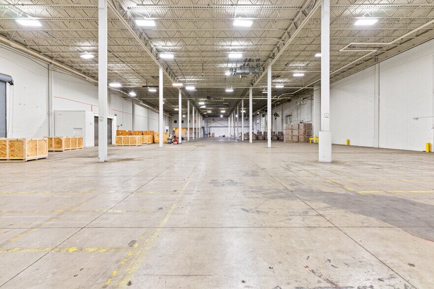 More Photos Of 90 Spencer Dr, Wells Warehouse For Lease