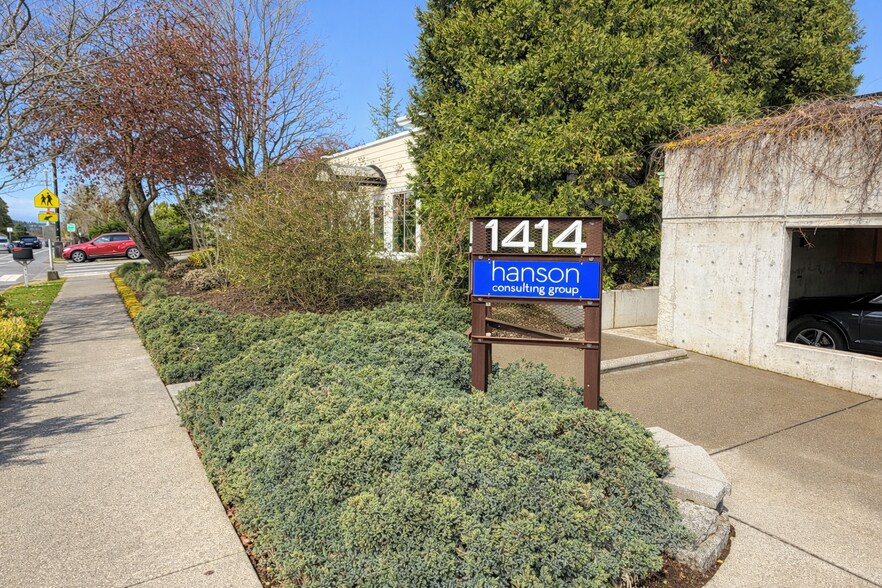 More Photos Of 1414 Market St, Kirkland Office For Lease