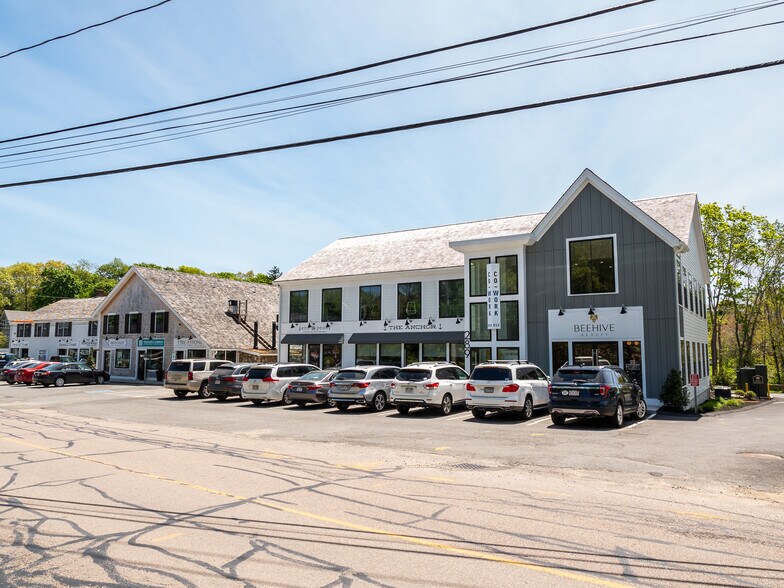 More Photos Of 46 Railroad Ave, Duxbury General Retail For Lease