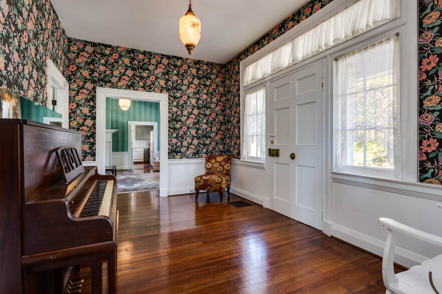 More Photos Of 4301 Longdale Furnace Rd, Clifton Forge Lodge Meeting Hall For Sale