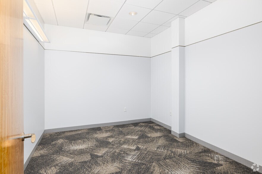 More Photos Of 175 South St, Morristown Medical For Lease