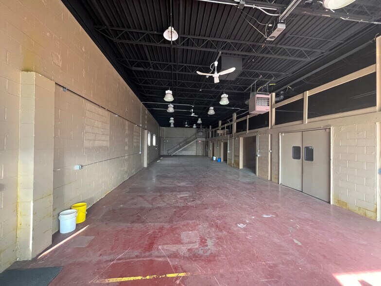 More Photos Of 12345 Kinsman Rd, Newbury Industrial For Lease