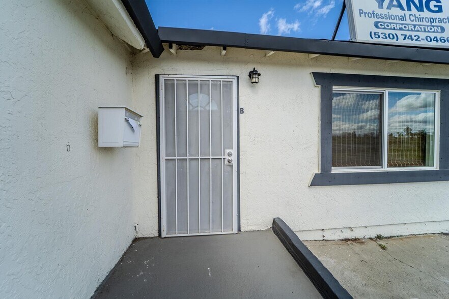 More Photos Of 1835 N Beale Rd, Marysville Office For Sale