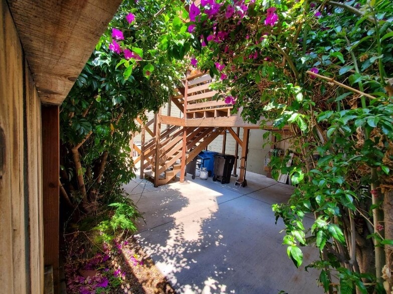 More Photos Of 1608 Folsom St, San Francisco Multifamily For Sale