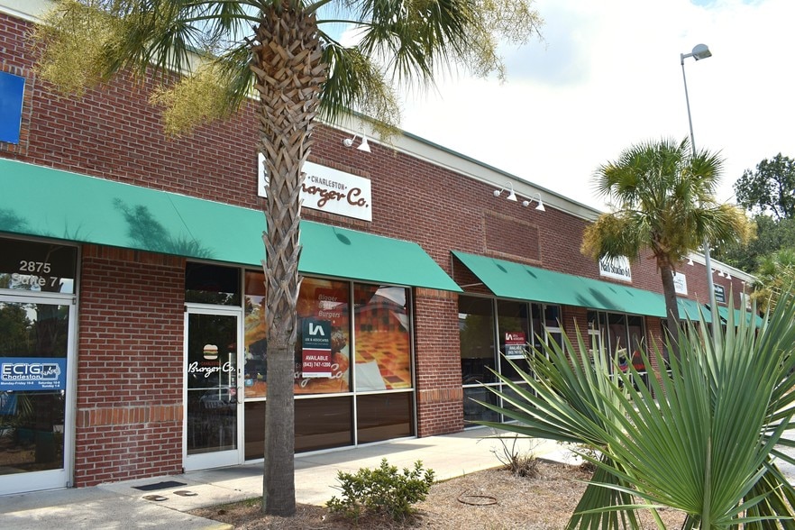 More Photos Of 2875 Ashley River Rd, Charleston General Retail For Lease