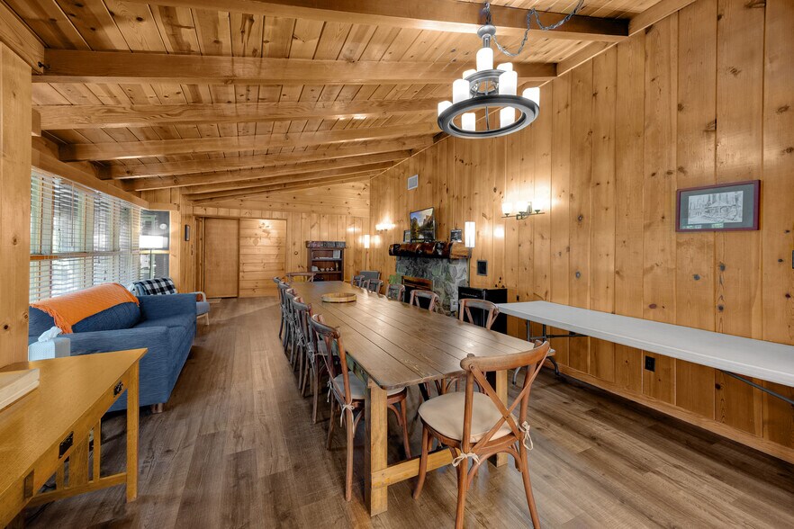 More Photos Of 26345 Delano Dr, Idyllwild-Pine Cove Hotel For Sale