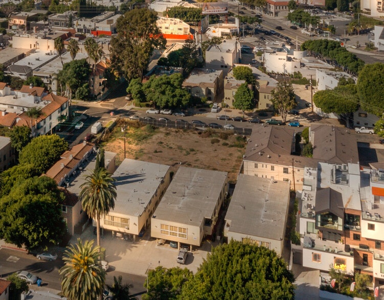 More Photos Of 1005-1015 N Croft Ave, Los Angeles Apartments For Sale