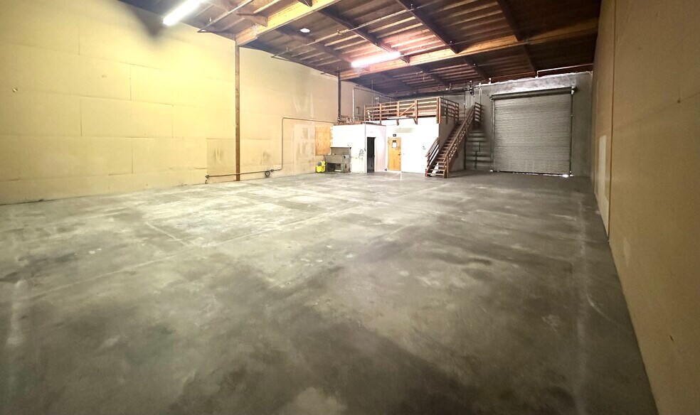 More Photos Of 432 N Canal St, South San Francisco Warehouse For Lease