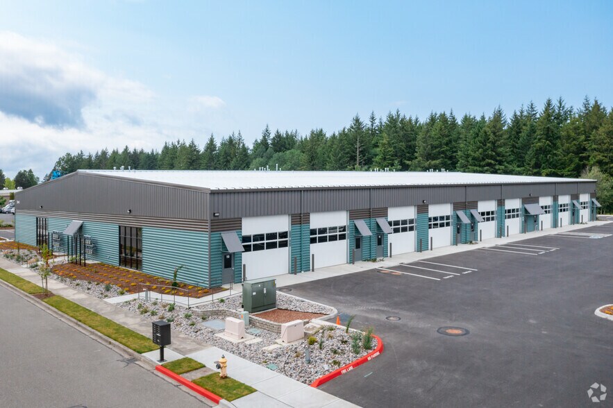More Photos Of 7940 29th, Lacey Distribution For Lease